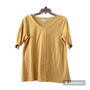 Christopher And Banks Woman’s Large Yellow Gold Short Sleeve VNeck Pullover Top
